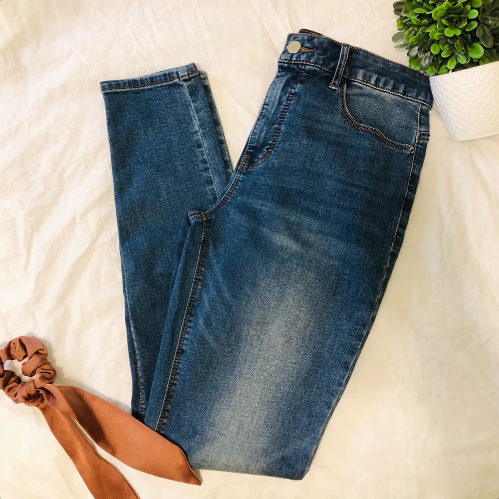 NWT WHBM High Rise Skinny Jeans White House Black Market